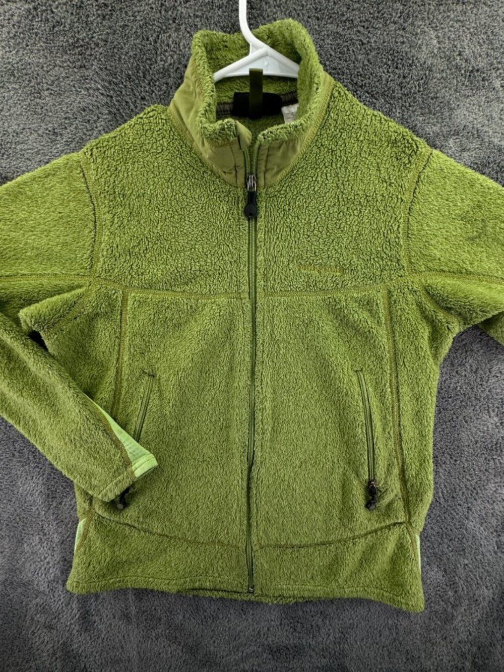 Patagonia Jacket Green Women’s Fleece Full Zip Large Outdoors Zip Pockets Adult